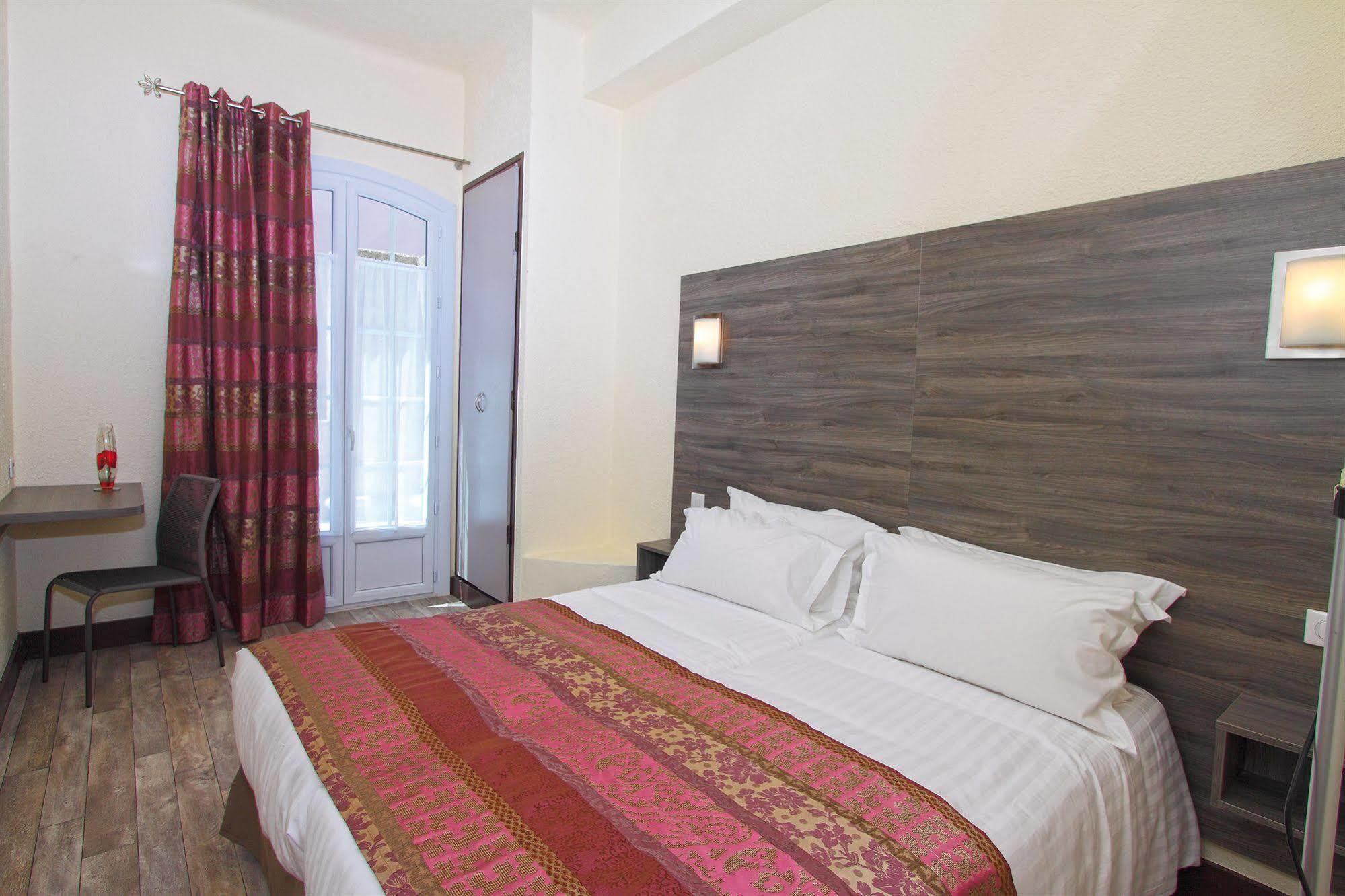 Hotel Le 21 Сен-Рафаель Екстер'єр фото
